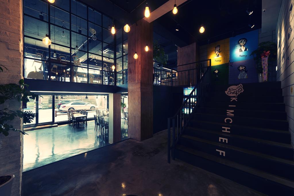 Benikea Premier Hotel Siheung Екстериор снимка
