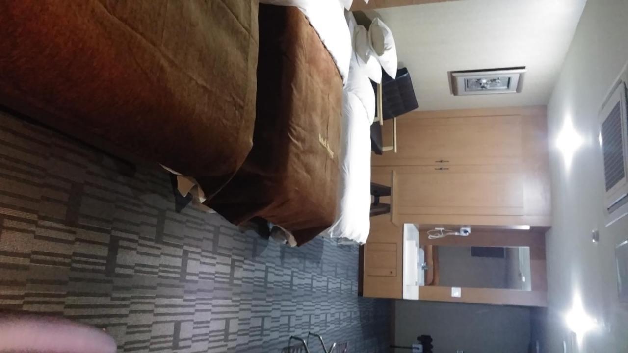 Benikea Premier Hotel Siheung Екстериор снимка