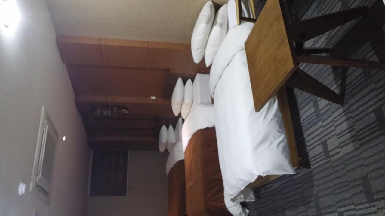 Benikea Premier Hotel Siheung Екстериор снимка