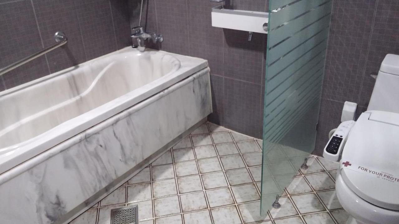 Benikea Premier Hotel Siheung Екстериор снимка